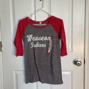 3/4 length sleeve shirt